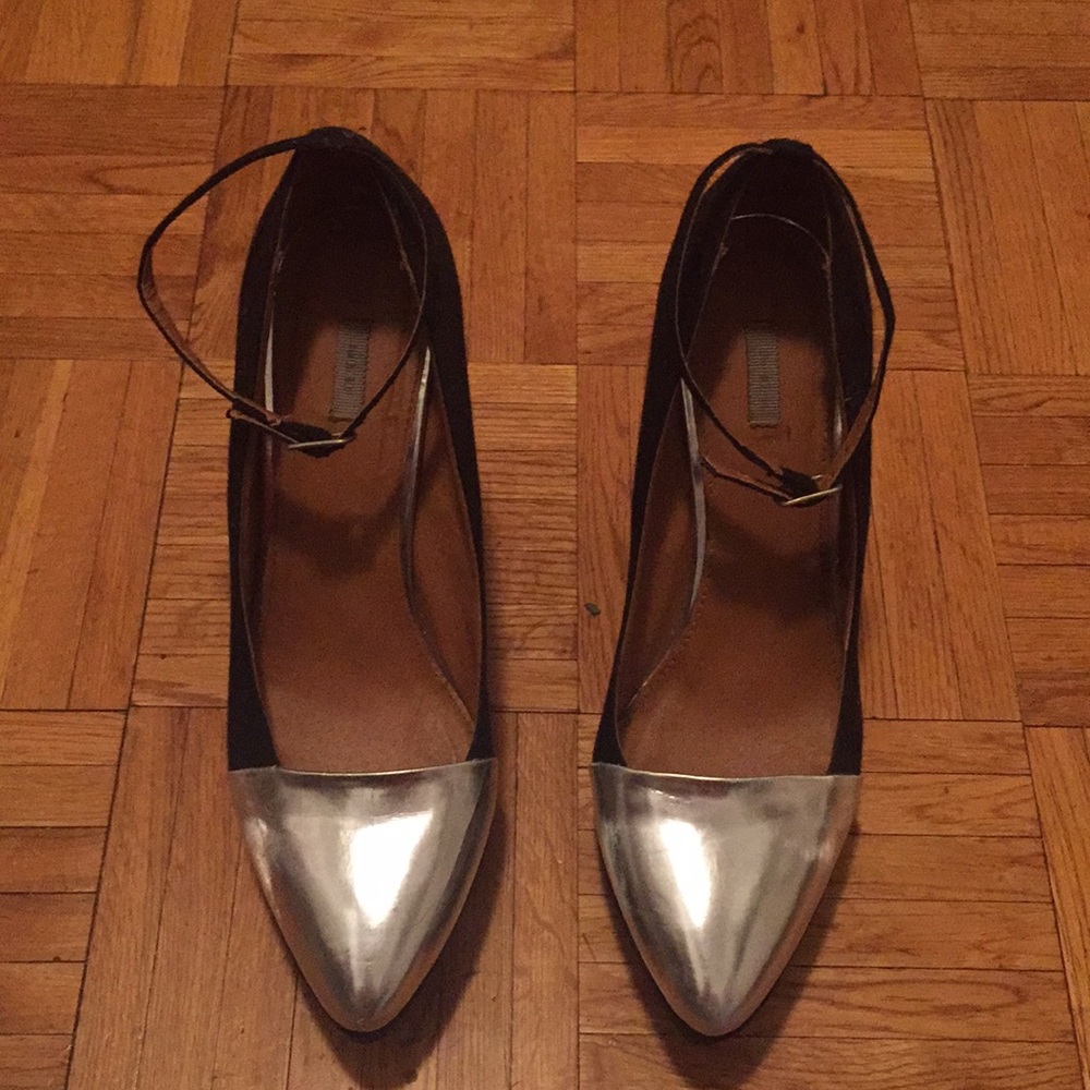 Black wedges with metallic silver toe